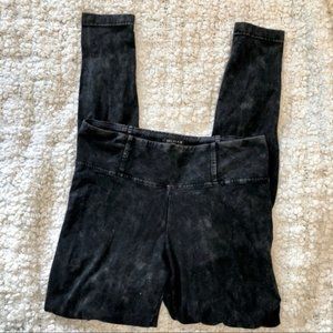 ARITZIA Talula Faded Grey Leggings